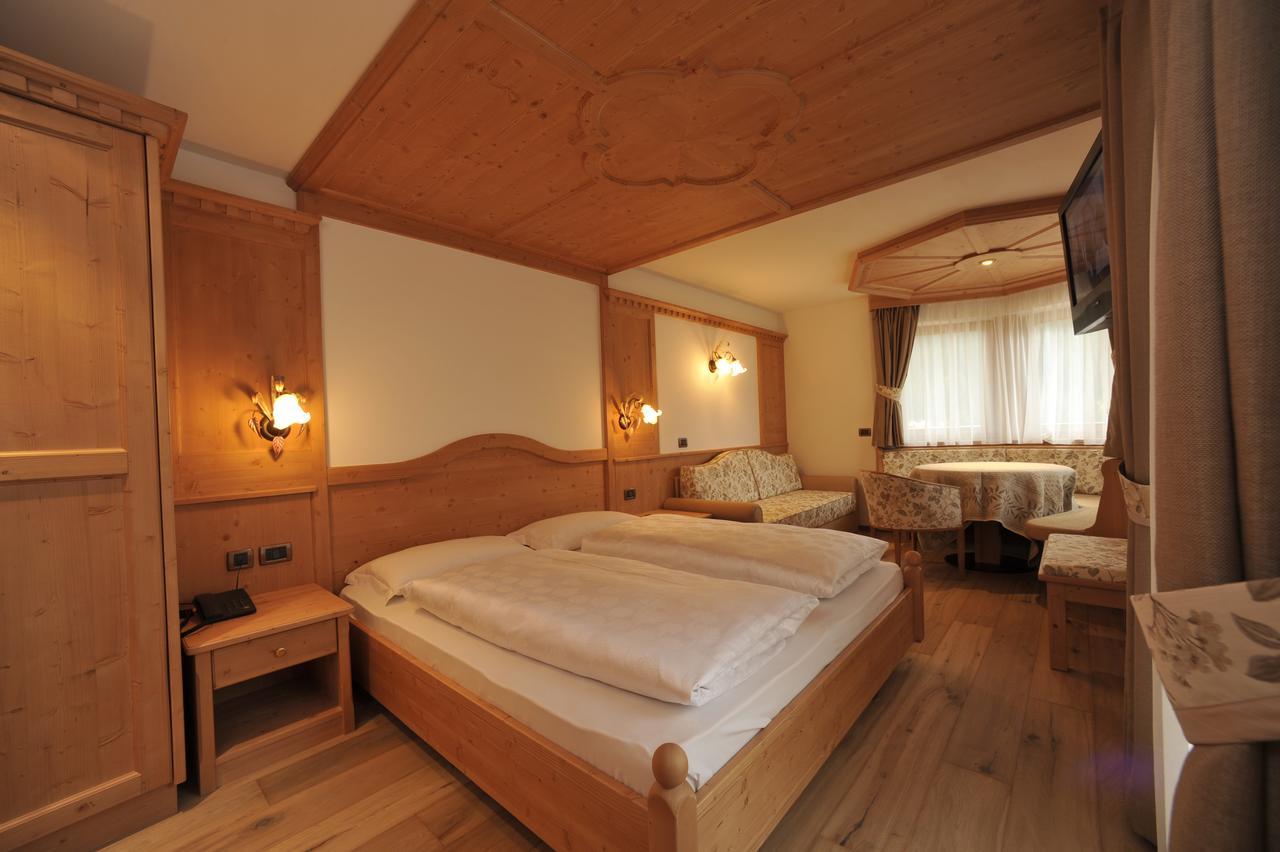 Hotel Muliac Селва ди Вал Гардена Екстериор снимка