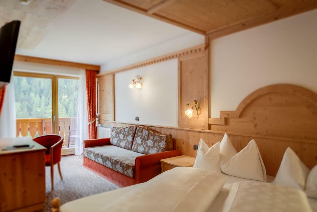 Hotel Muliac Селва ди Вал Гардена Екстериор снимка